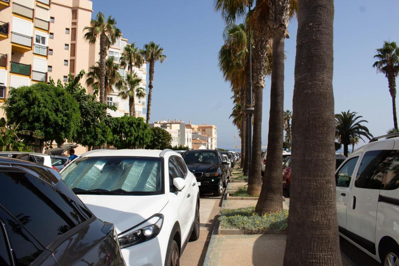 Larios Dos 504. Estudio Con Vistas Al Mar Cerca De La Playa Torrox Eksteriør billede